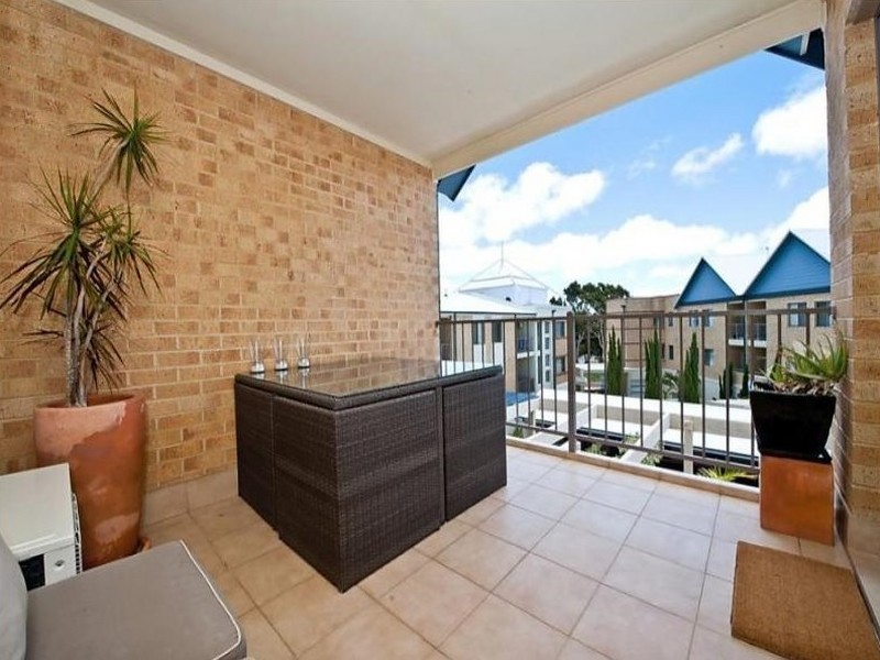 27/27 Piccadilly Circle, Joondalup WA 6027