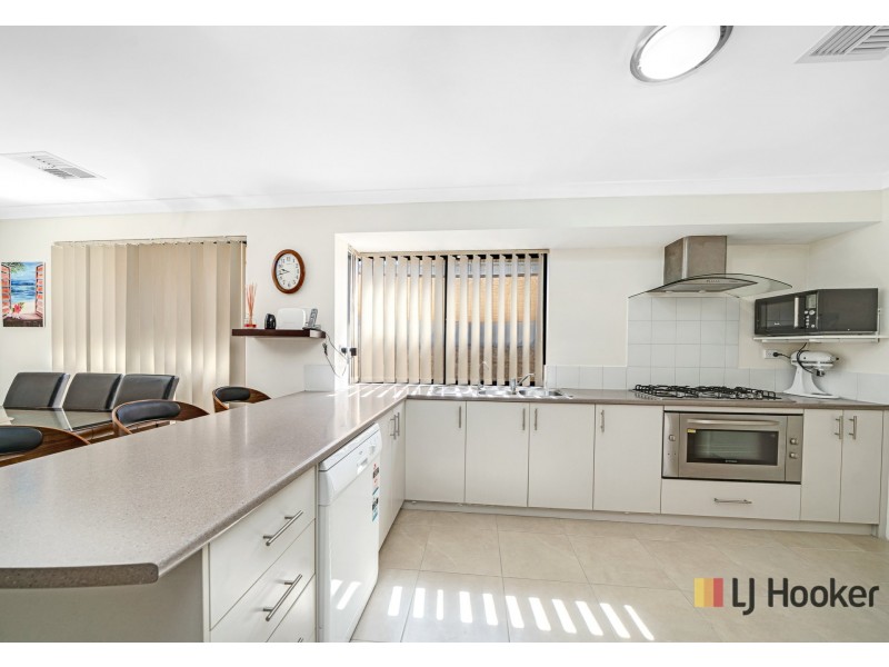 4 Nasidi Place, Sinagra WA 6065
