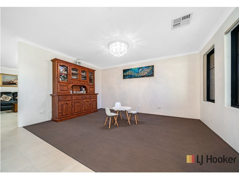 4 Nasidi Place, Sinagra WA 6065