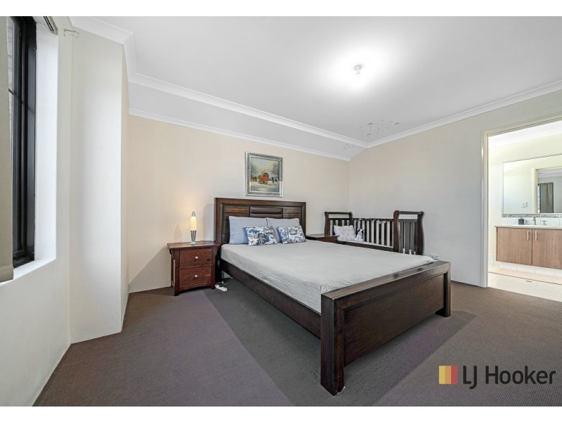 4 Nasidi Place, Sinagra WA 6065