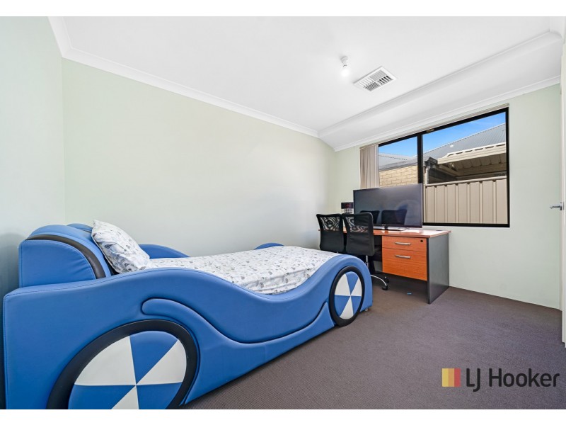 4 Nasidi Place, Sinagra WA 6065
