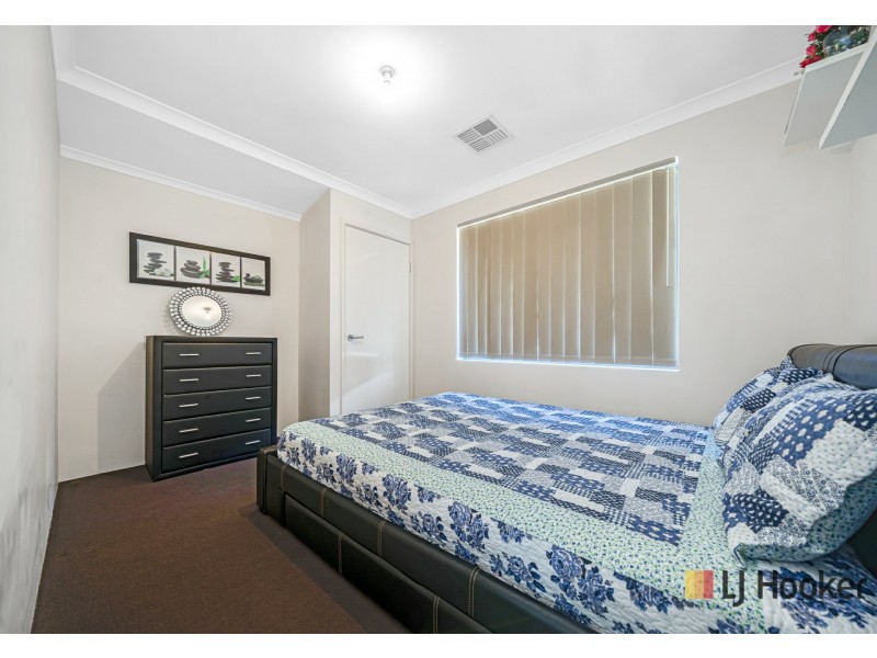 4 Nasidi Place, Sinagra WA 6065