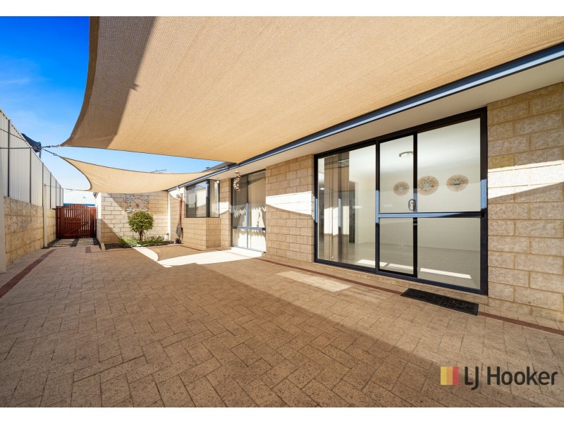 4 Nasidi Place, Sinagra WA 6065