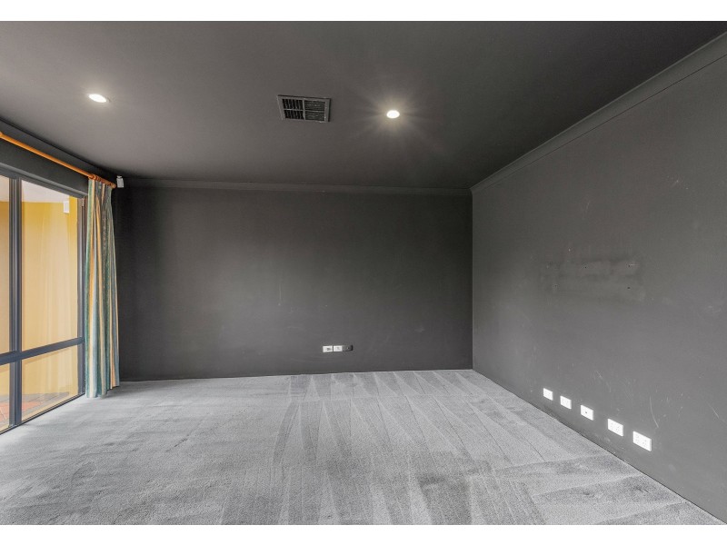 56 Keanefield Drive, Carramar WA 6031