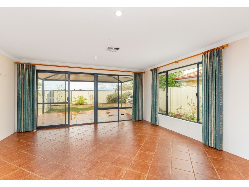 56 Keanefield Drive, Carramar WA 6031