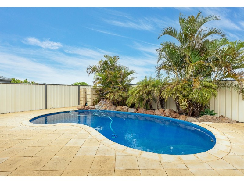 56 Keanefield Drive, Carramar WA 6031