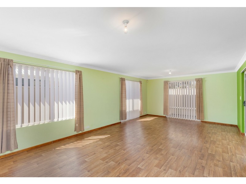 20 Saffron Way, Landsdale WA 6065