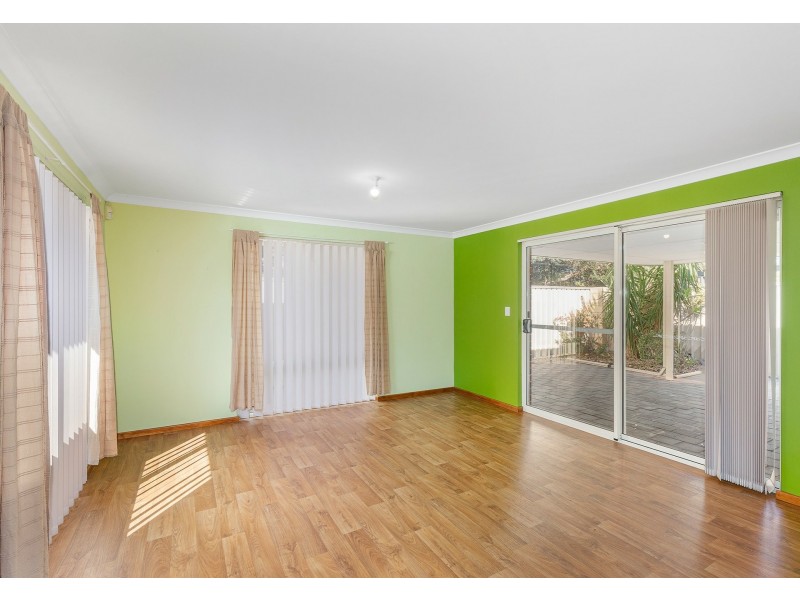 20 Saffron Way, Landsdale WA 6065