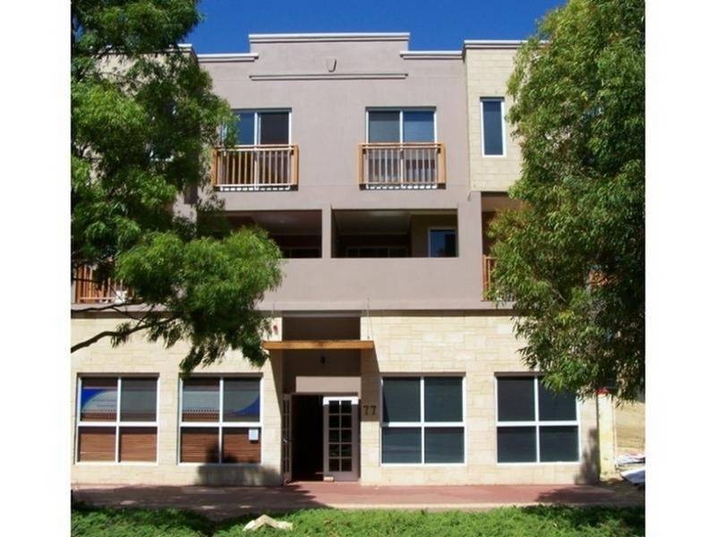 2/77A Grand Boulevard, Joondalup WA 6027