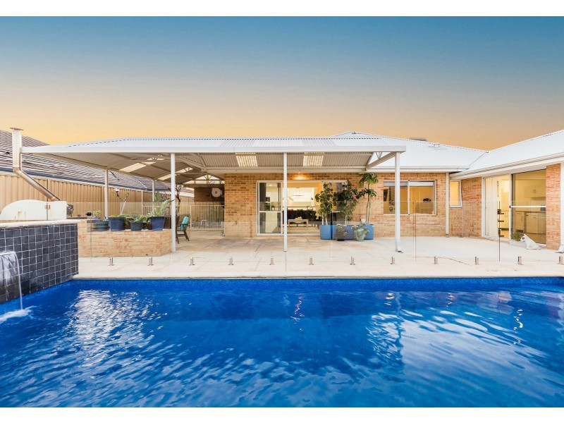 55 Shepperton Drive, Butler WA 6036