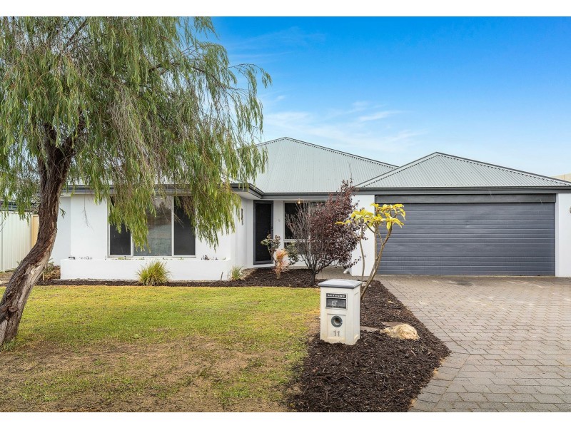 11 Tobermory Crescent, Butler WA 6036