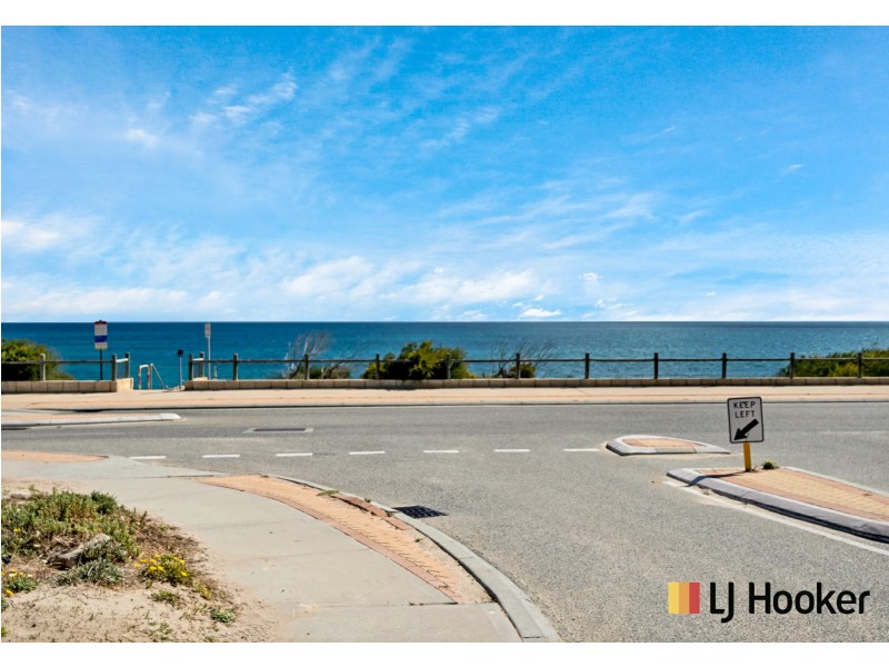 7 Robert Road, Quinns Rocks WA 6030