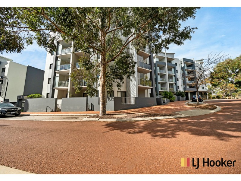 23/2 Walsh Loop, Joondalup WA 6027
