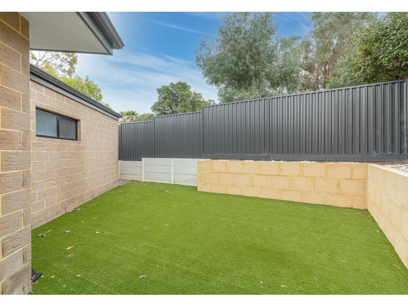 12 Diemen Court, Heathridge WA 6027
