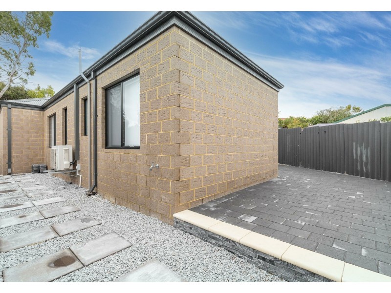 12 Diemen Court, Heathridge WA 6027