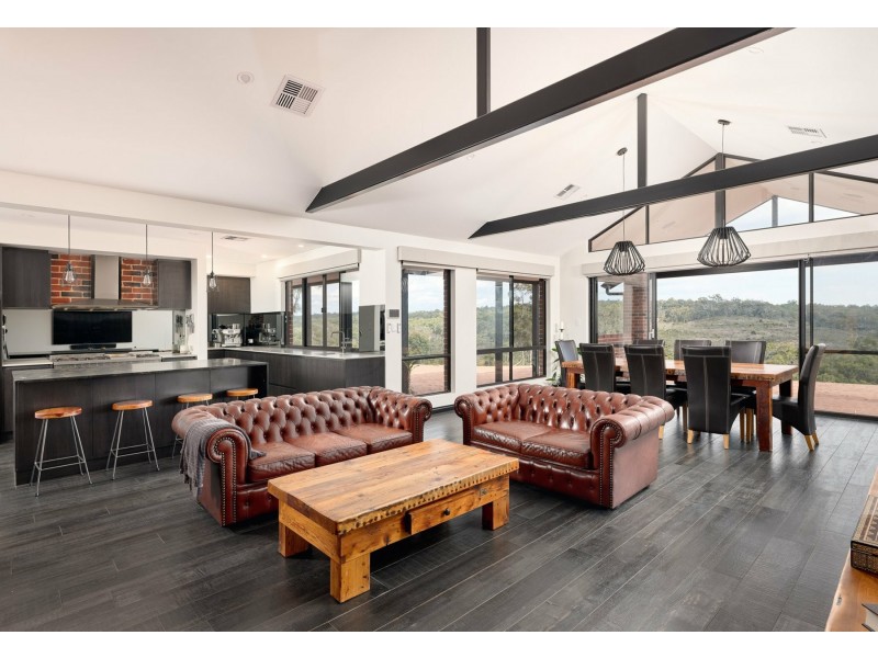 72 Flindersia Avenue, Brigadoon WA 6069