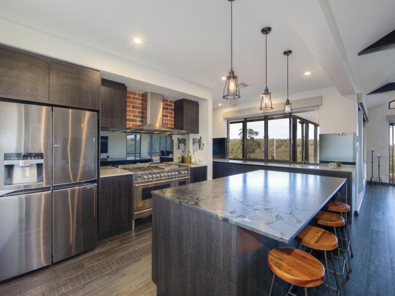 72 Flindersia Avenue, Brigadoon WA 6069