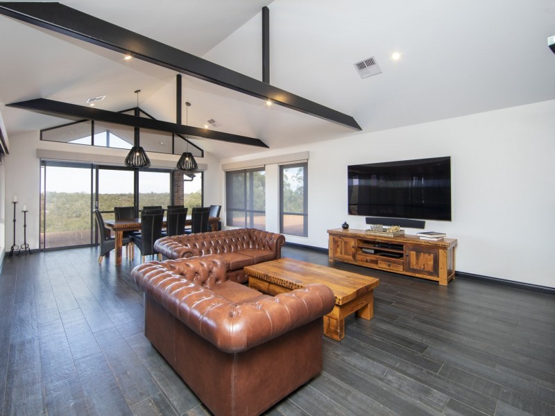 72 Flindersia Avenue, Brigadoon WA 6069