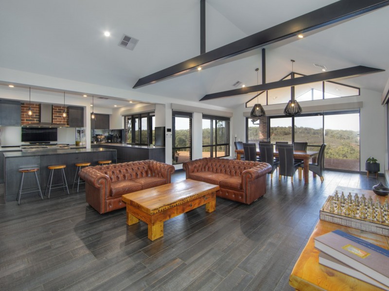 72 Flindersia Avenue, Brigadoon WA 6069