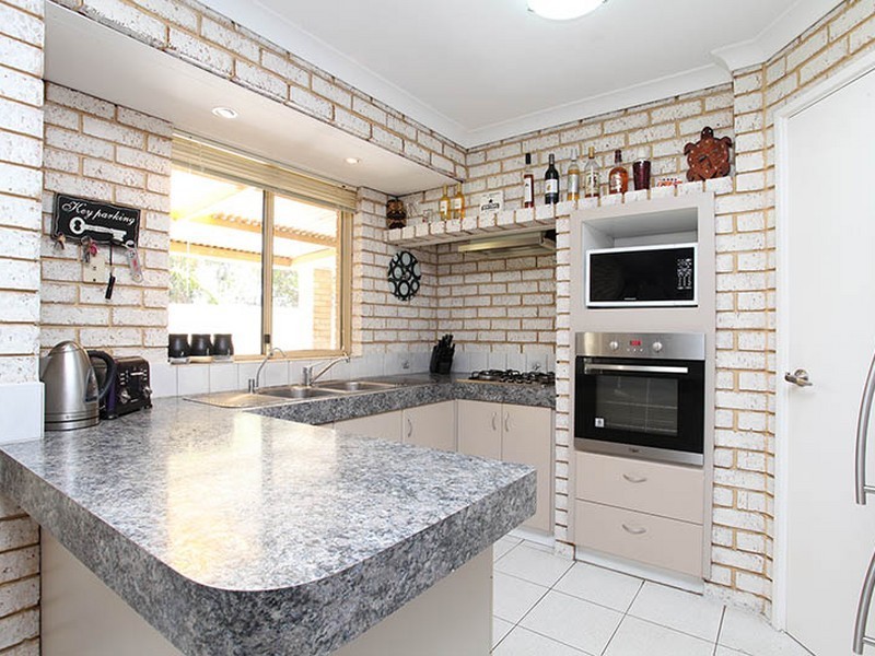 9 Fontana Cove, Joondalup WA 6027