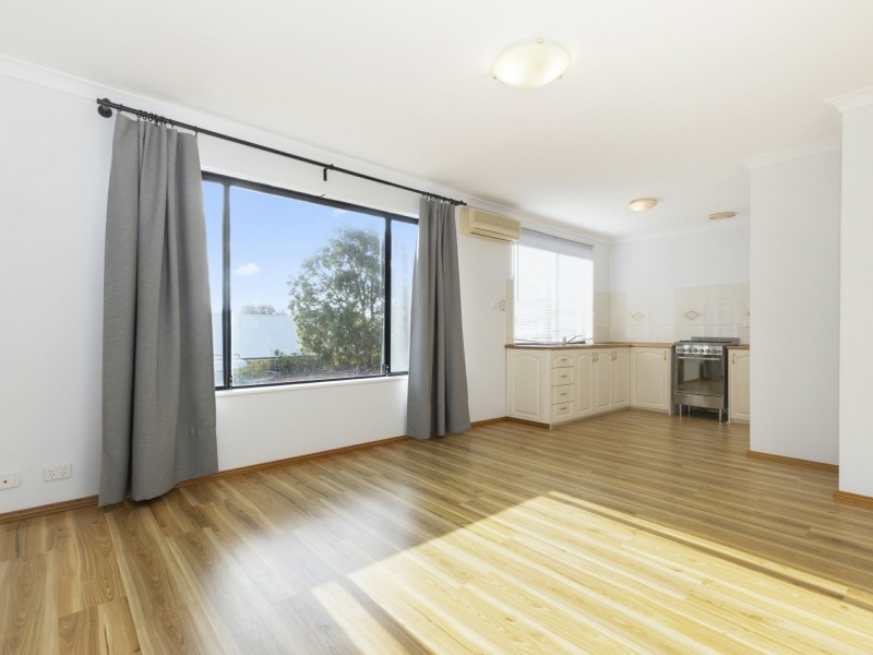 1a St Pauls Crescent, Joondalup WA 6027