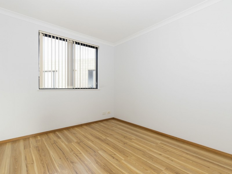1a St Pauls Crescent, Joondalup WA 6027