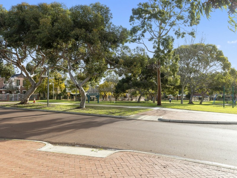 1a St Pauls Crescent, Joondalup WA 6027
