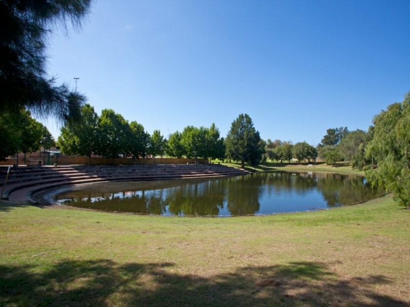 2 Lachlan Lane, Ridgewood WA 6030