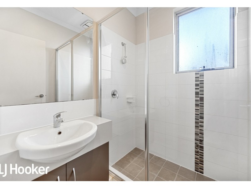 2 Affable Way, Atwell WA 6164