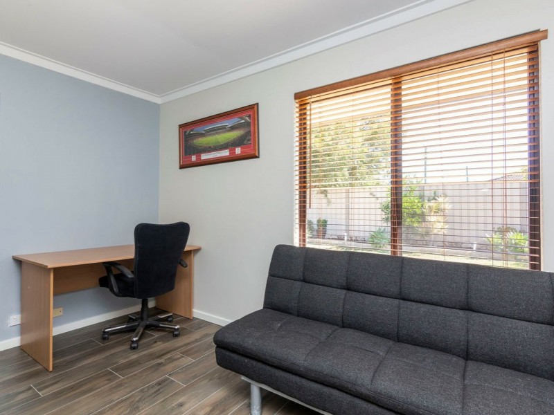 6 Carnoustie Court, Yanchep WA 6035