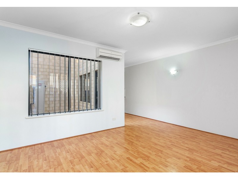 3a/1 Nottinghill Street, Joondalup WA 6027