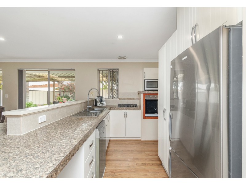 23 Danja Rise, Hocking WA 6065