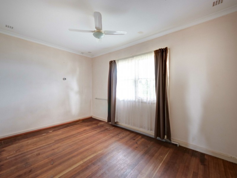 8 Rotherfield Road, Westminster WA 6061