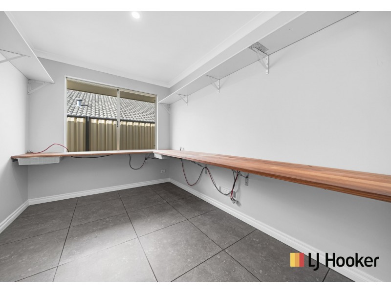 12 Longleaf Drive, Clarkson WA 6030
