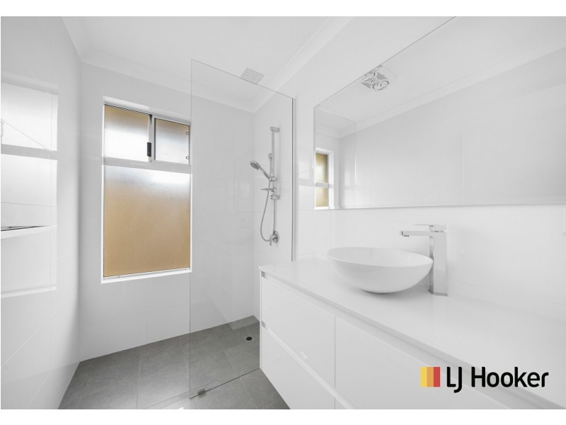 12 Longleaf Drive, Clarkson WA 6030