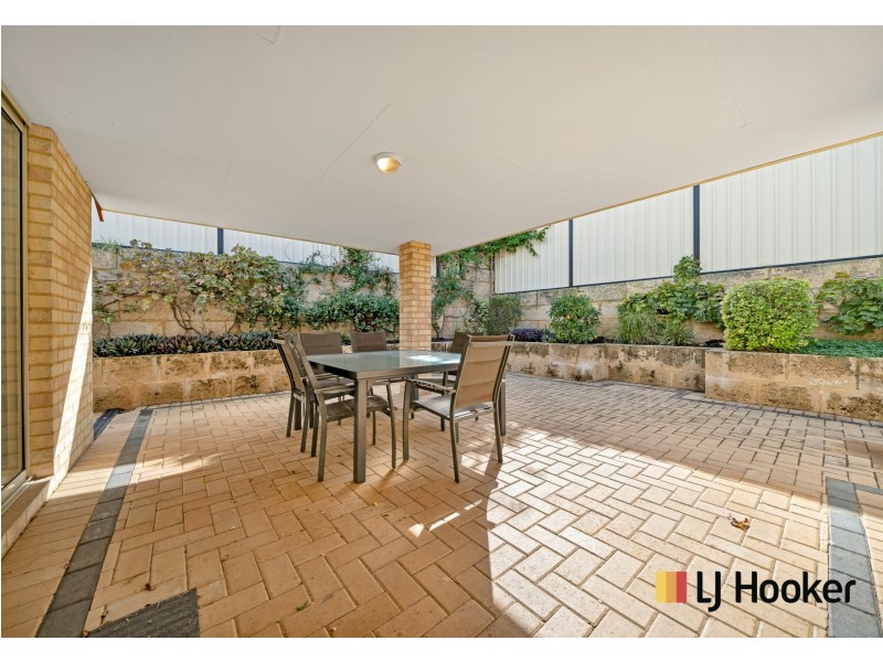 12 Longleaf Drive, Clarkson WA 6030