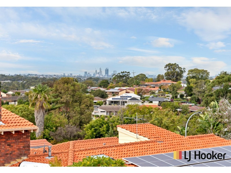 32 Bernedale Way, Duncraig WA 6023