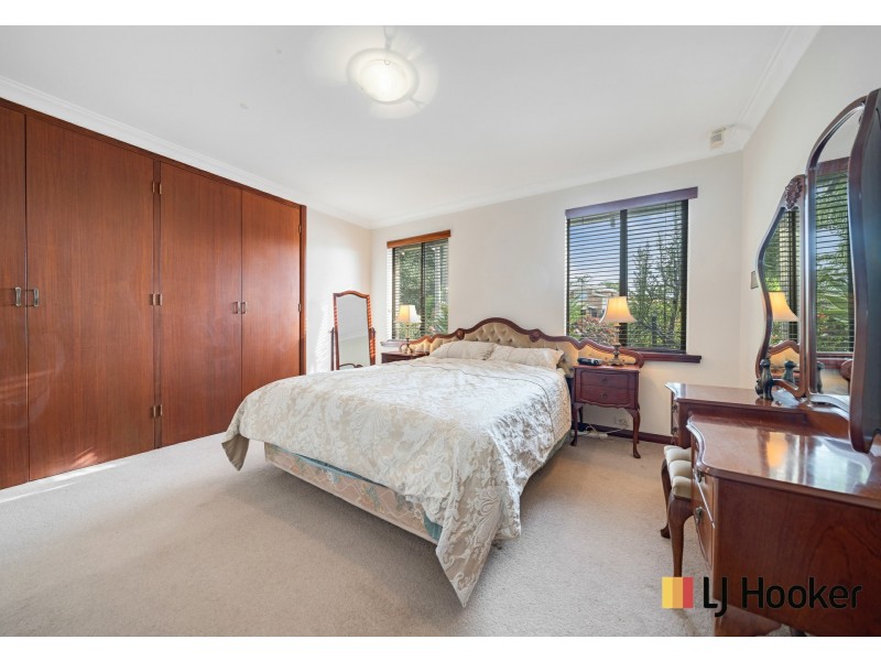 32 Bernedale Way, Duncraig WA 6023