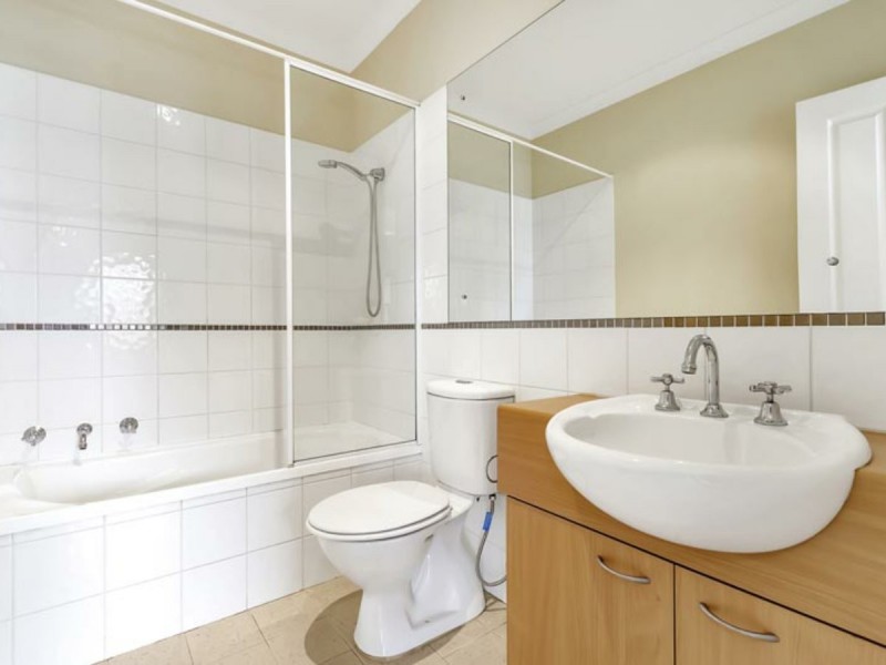 25/27 Piccadilly Circle, Joondalup WA 6027