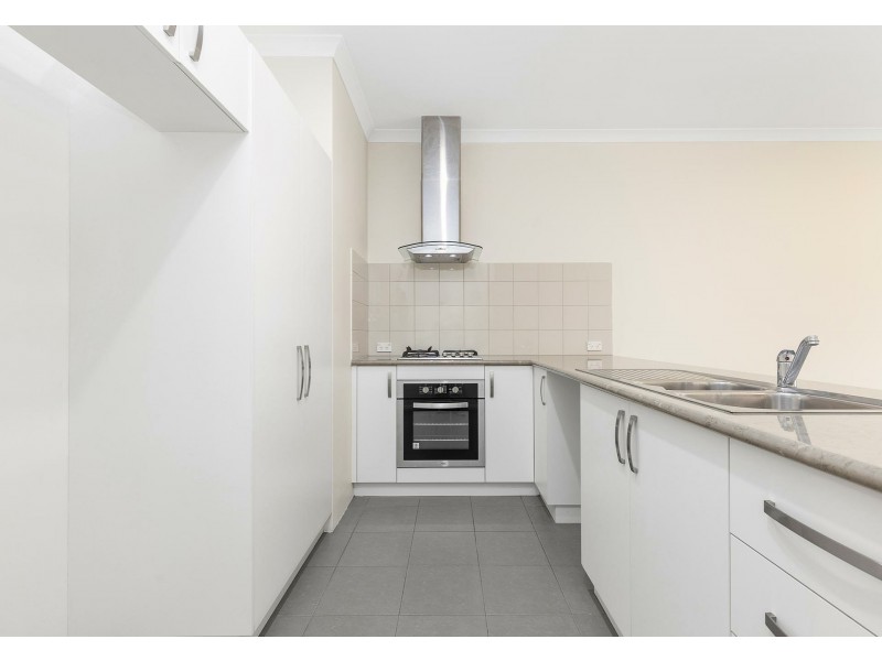 215 Camborne Parkway, Butler WA 6036