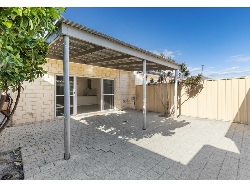 215 Camborne Parkway, Butler WA 6036