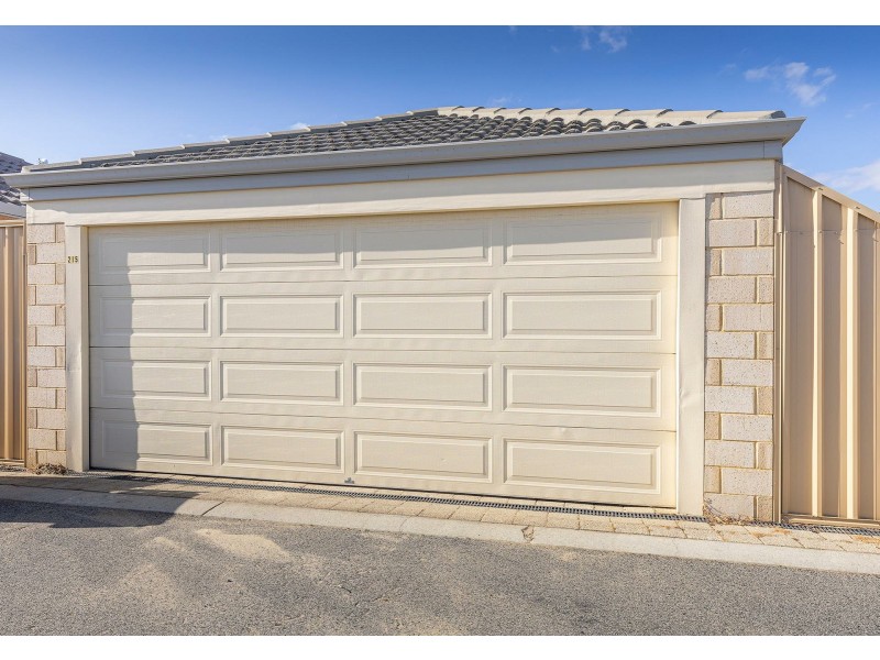 215 Camborne Parkway, Butler WA 6036