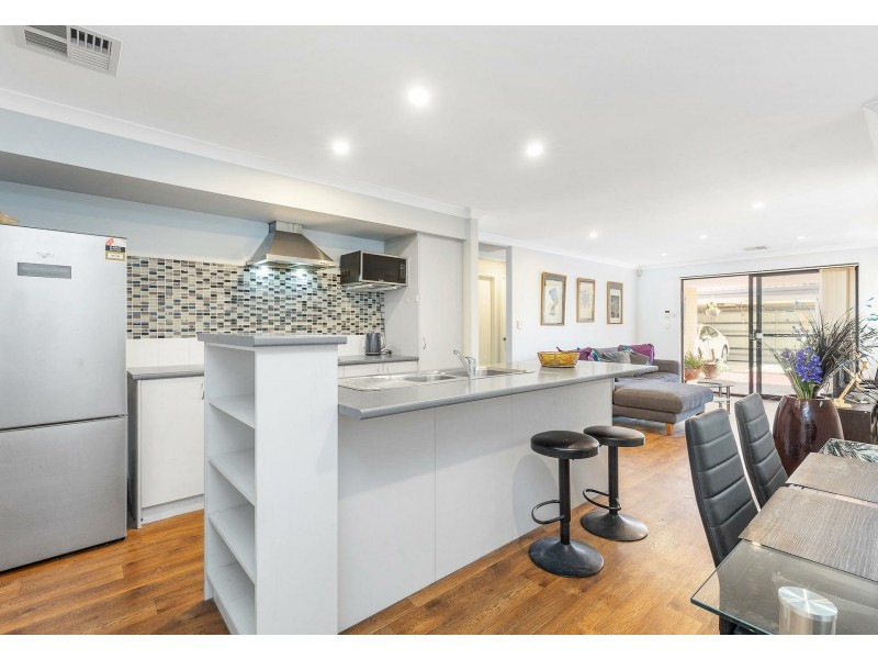 9 Ballymote Gardens, Ridgewood WA 6030