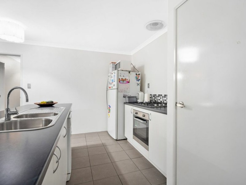 48 Bauer Circle, Banksia Grove WA 6031