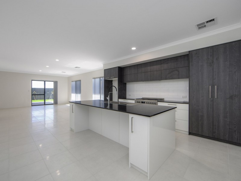 21 Juniper Loop, Alkimos WA 6038