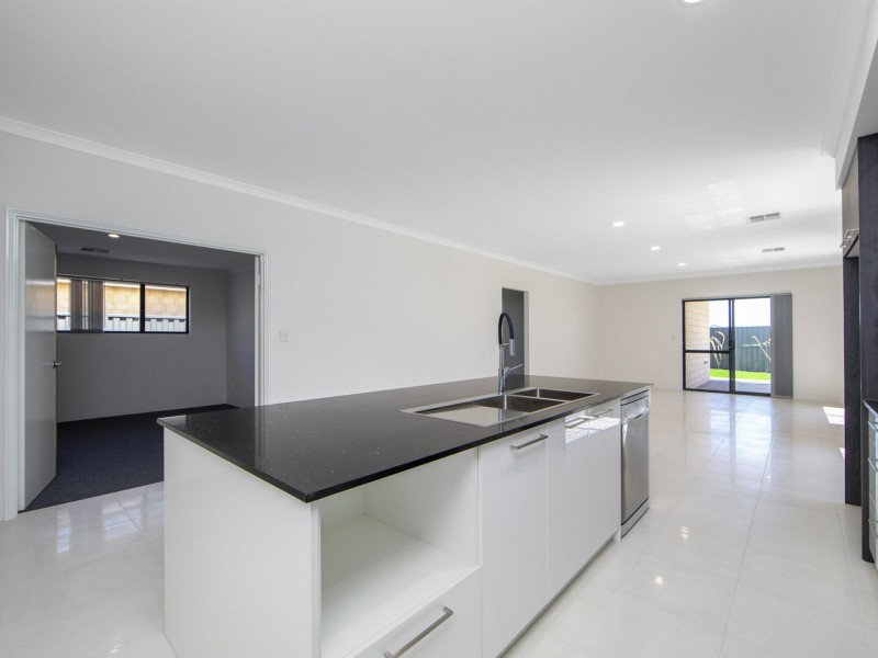 21 Juniper Loop, Alkimos WA 6038