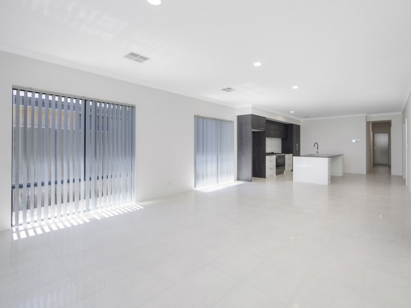 21 Juniper Loop, Alkimos WA 6038