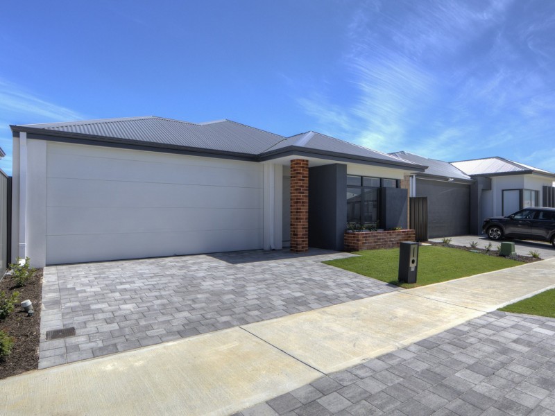 21 Juniper Loop, Alkimos WA 6038