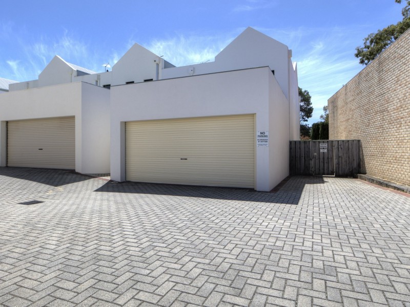 493 Lakeside Drive, Joondalup WA 6027