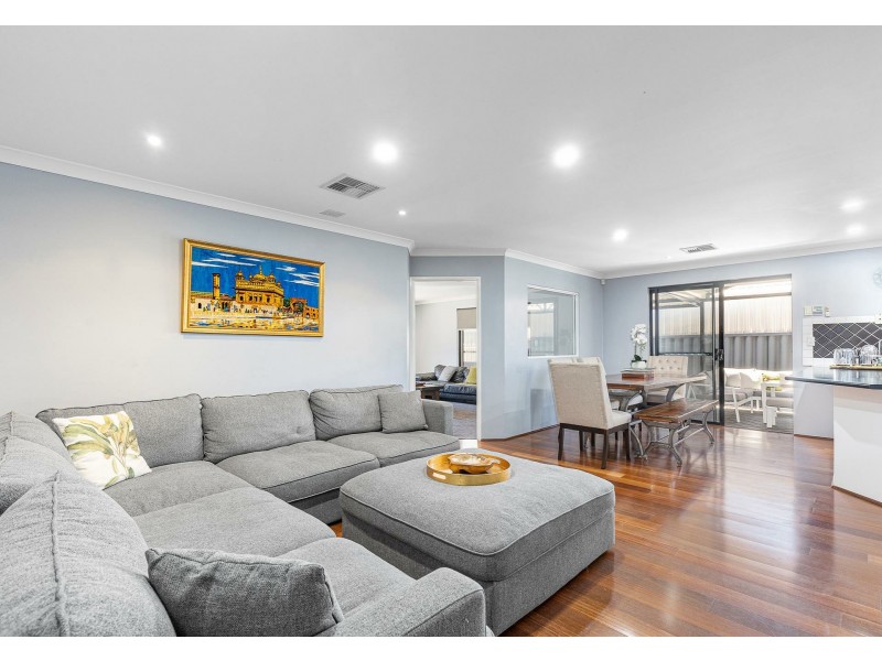 19 Wiltshire Entrance, Butler WA 6036